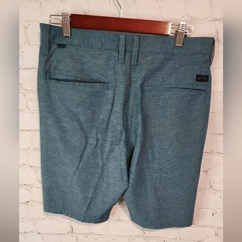 Men's Billabong hybrid shorts, size 30